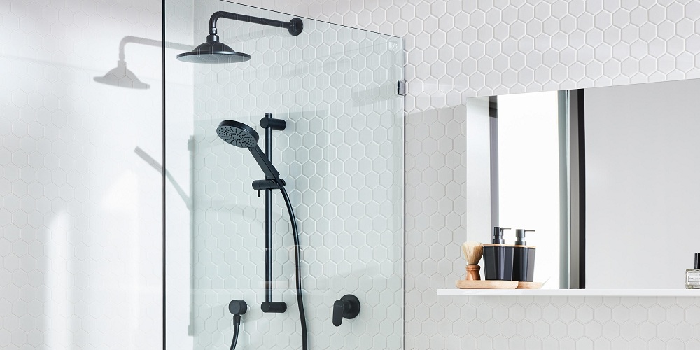 All Things About Installing Showers in Small Bathrooms